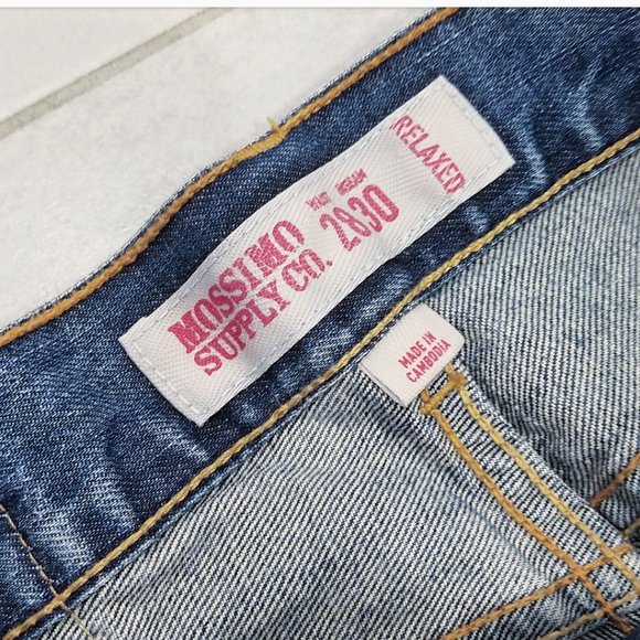 Mossimo Supply Co Relaxed jeans - Picture 2 of 2